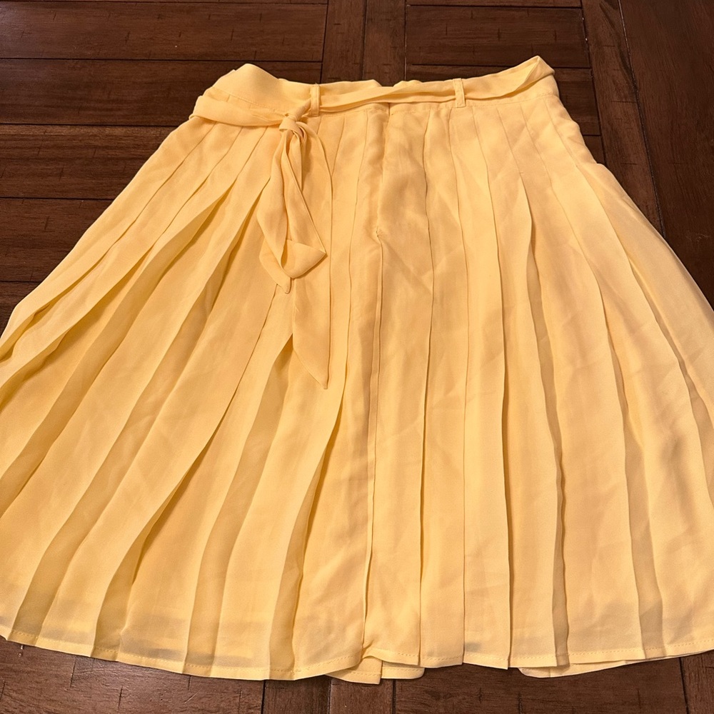 ModCloth Yellow Skirt Size Large
